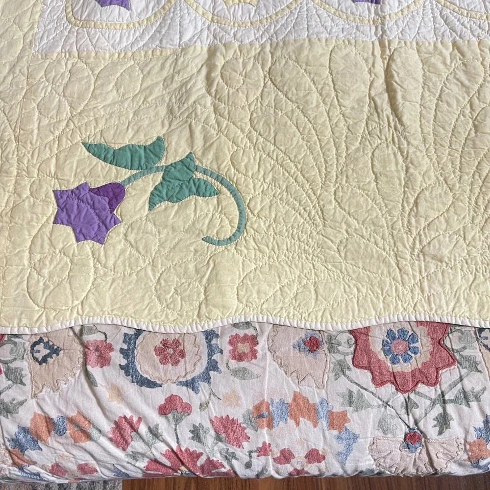 Antique Handmade Amish Hand Sewn Quilted morning glory granny light yellow 90x70